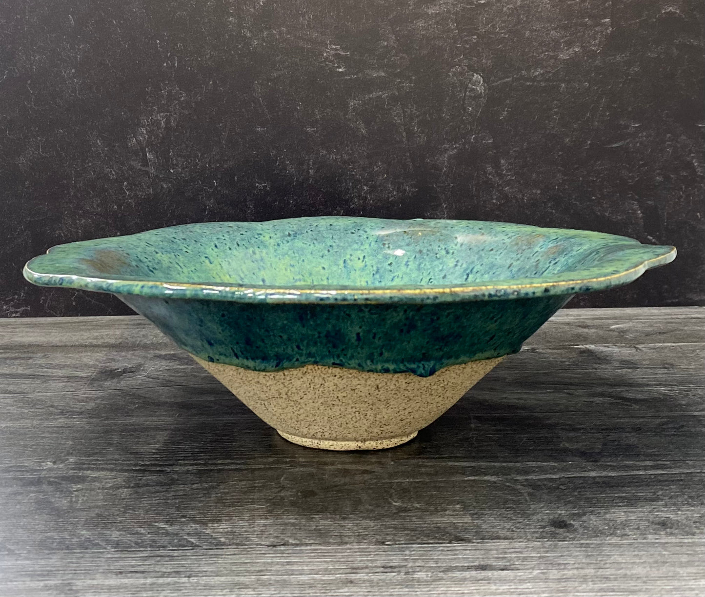 Serving bowl